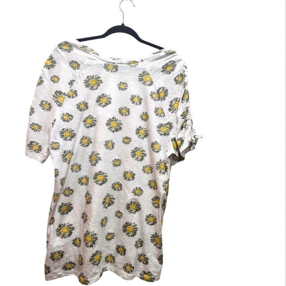 The Sweatshirt Project Plus Size 1X Daisy Print Top 100% Cotton Ruched Sleeves - Picture 4 of 5